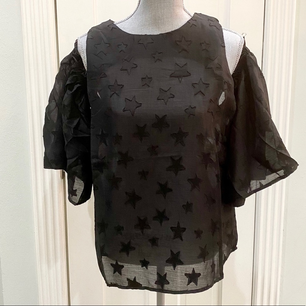 Blue Rain Black Star Cold Shoulder Top SZ L